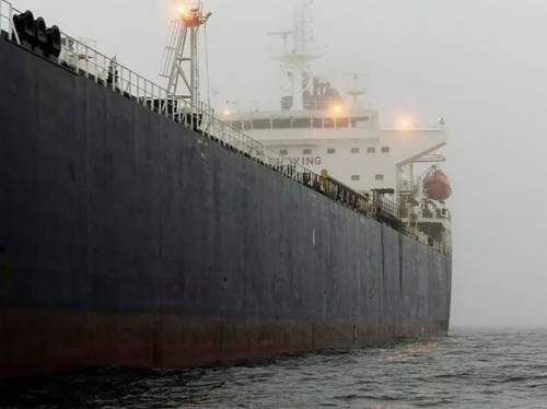 ВМС Швеции: на идущих из РФ танкерах появилась вооруженная охрана