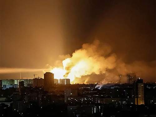 Киев и Одесса в огне: раскрыты цели мощной ночной атаки ВС РФ по Украине (ВИДЕО)