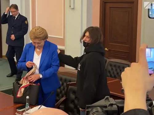 Покупательница квартиры Долиной разоткровенничалась на ТВ (ВИДЕО)