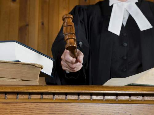 В Туле на пенсионерку возбудили дело за попытку реализовать &laquo;схему Долиной&raquo;