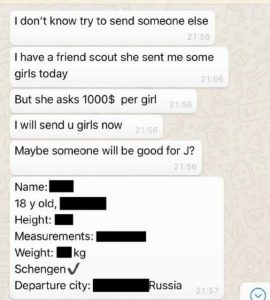 Голые тела с цитатами из &laquo;Лолиты&raquo; и Билл Гейтс с девушкой: новые фото из архива Эпштейна (ФОТО)