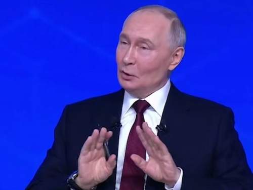 Афоризм Путина, поставивший иноСМИ в тупик, может попасть в словари (ФОТО, ВИДЕО)