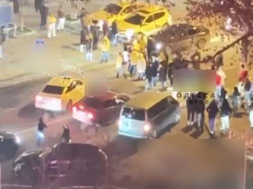 Бунт в Одессе: дороги перекрыты, драки и хаос на улицах (ФОТО, ВИДЕО)