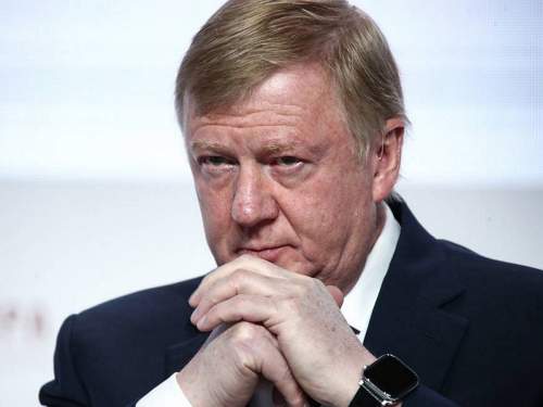 &laquo;Его ждут здесь в кабинетах&raquo;: кто оплатил новые проекты Чубайса после бегства из РФ?