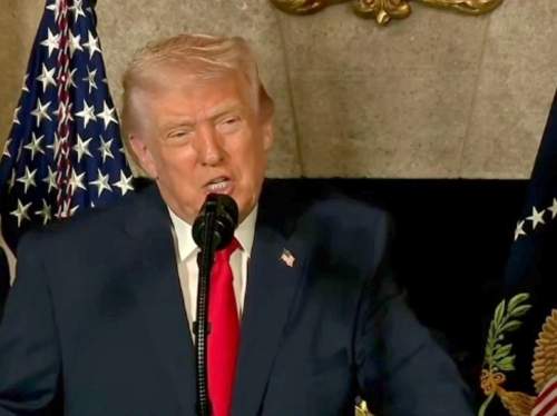 «Мне неприятно»: Трамп отреагировал на пошлое фото Клинтона в файлах Эпштейна (ФОТО)