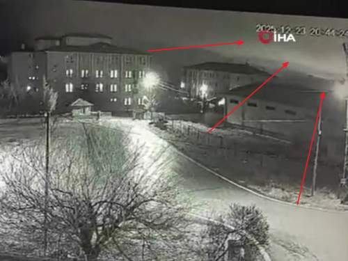 Под Анкарой разбился самолет с главой Генштаба Ливии: видео вспышки от взрыва появилось в Сети (ВИДЕО)