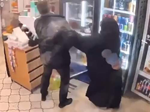 В Дагестане уволили чиновника за дебош сына в алкомаркете (ВИДЕО)