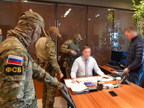 «Вышли из-под контроля»: за год задержаны свыше 100 вип-чиновников из регионов РФ (ФОТО)