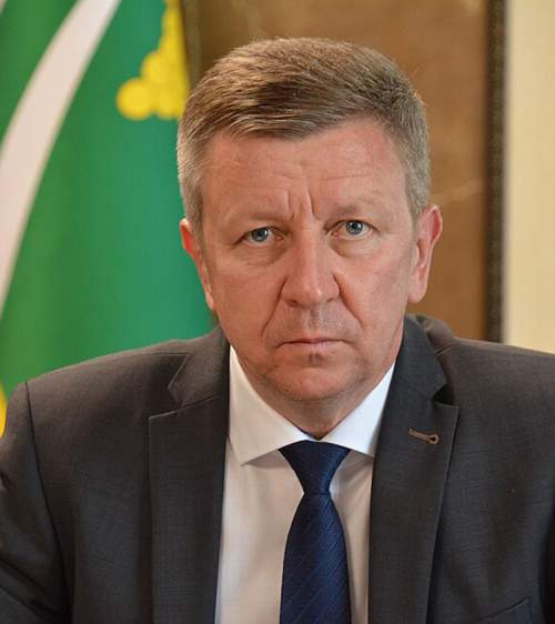 «Вышли из-под контроля»: за год задержаны свыше 100 вип-чиновников из регионов РФ (ФОТО)