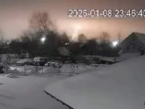 МО РФ подтвердило: по Львову ударил &laquo;Орешник&raquo;  атака попала на видео (ВИДЕО)