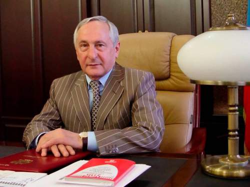 У экс-главы Верховного суда Адыгеи изъяли имущество на 13 млрд рублей