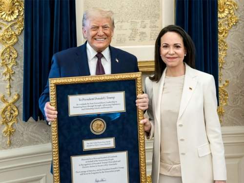 Трамп все же получил Нобелевскую премию мира