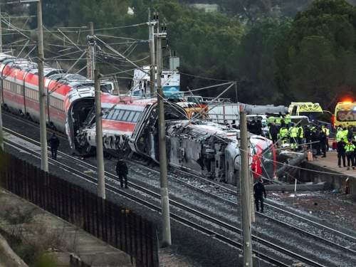 Мощный взрыв при крушении поездов в Испании попал на видео (ВИДЕО)