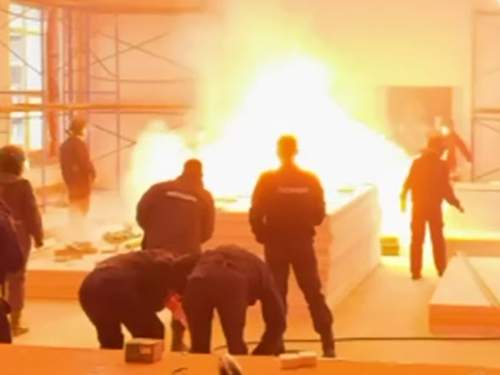 Появилось видео момента смертельного взрыва в центре подготовки МВД в Сыктывкаре (ВИДЕО)