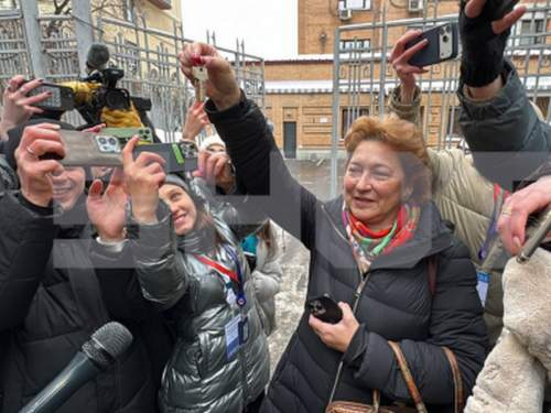 Адвокат Лурье получила ключи от квартиры Долиной (ВИДЕО)