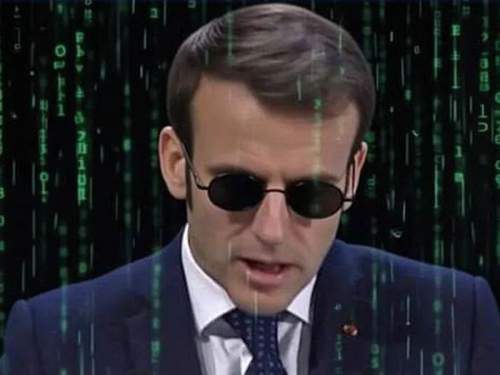 «Глаз тигра»: Макрон в очках-авиаторах в Давосе стал мемом (ФОТО)