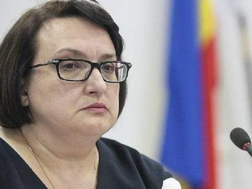 Часы с бриллиантами, 22 кольца и 5 слитков: у «золотой» судьи Золотаревой отобрали украшений на 17 млн