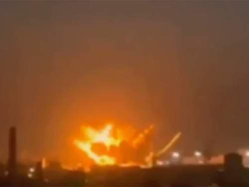 Столб огня виден из Польши: нефтебаза во Львове взлетела на воздух (ВИДЕО)