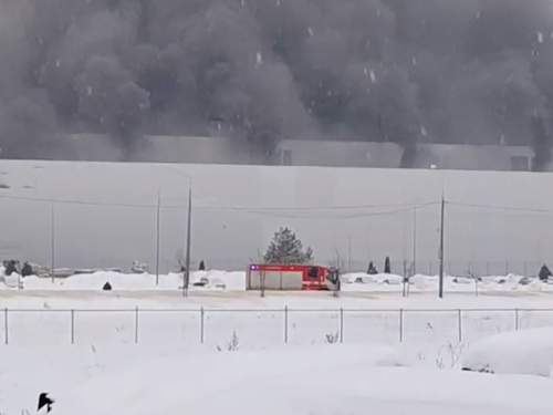 В Калуге загорелся бывший завод Volkswagen (ВИДЕО)