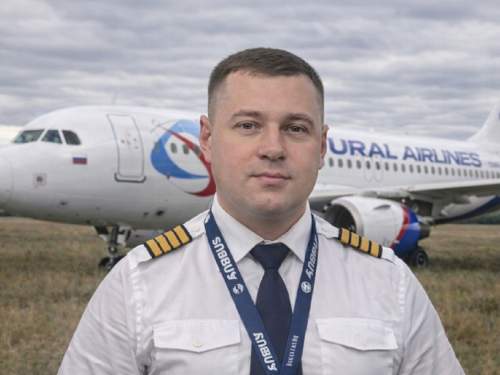 Пилот «Уральских авиалиний», задолжавший за посадку Airbus в поле 119 млн, работает курьером