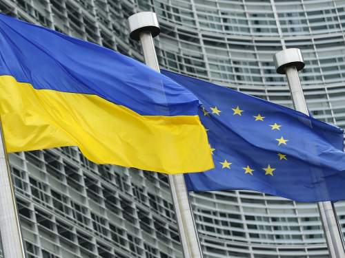 «Клянчат по всему миру»: Украина запросила у ЕС астрономические $1,5 триллиона