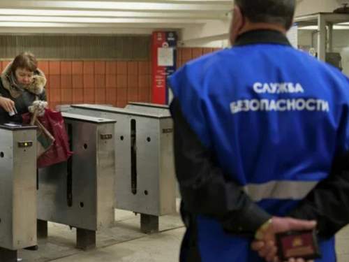 В метро Москвы допустили проверки телефонов пассажиров