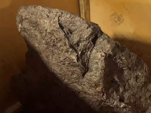 Из России в Британию пытались вывезти метеорит весом 2,5 тонны (ВИДЕО)