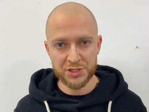 Рэпер Оксимирон* заочно арестован в России