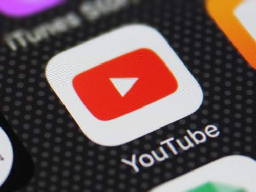 В России впервые оштрафовали за лайк на YouTube: пенсионер заплатит 30 тысяч