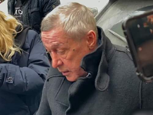 «Чудовищная движуха»: билеты на новый спектакль с Ефремовым разобрали за 4 часа (ФОТО)