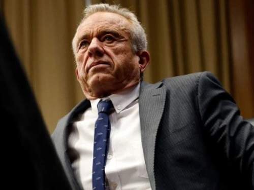 Глава Минздрава США признался в употреблении наркотиков «с сиденья унитазов»