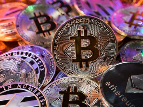 Экс-заммэра Приморья арестована за крипто-аферу, а её сообщник сбежал в США Экс-заммэра Приморья арестована за крипто-аферу, а её сообщник сбежал в США