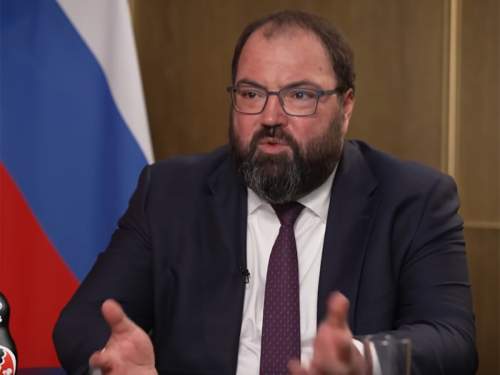 Глава Минцифры Шадаев: иностранные спецслужбы имеют доступ к переписке в Telegram
