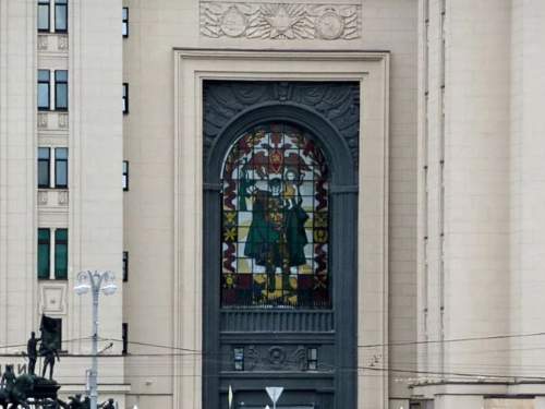 ОПГ похитила ₽2 млрд на поставках продукции для Минобороны