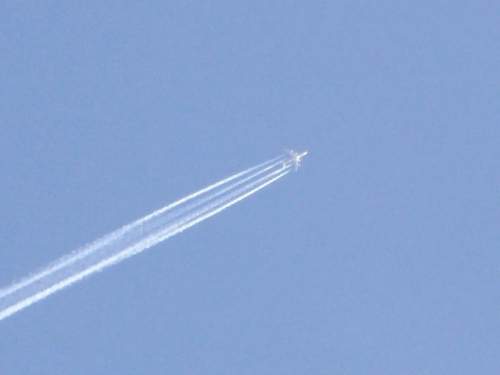 Неопознанный военный самолёт США проник в воздушное пространство РФ (ФОТО) Неопознанный военный самолёт США проник в воздушное пространство РФ (ФОТО)