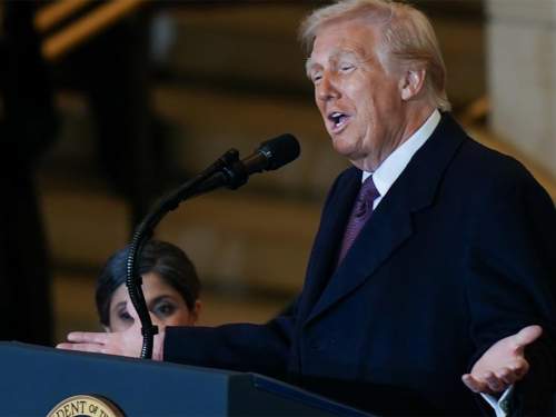 Верховный суд США отменил пошлины Трампа, вызвав гнев президента