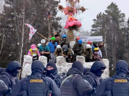 Празднование Масленицы запретили в Истре с ОМОНом и полицией (ФОТО)