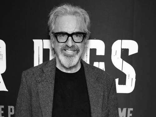 Брат погибшего во время мастурбации актера Дэвида Кэррадайна покончил с собой Брат погибшего во время мастурбации актера Дэвида Кэррадайна покончил с собой