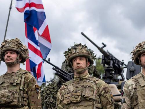 Британия и Франция готовятся к отправке войск на Украину