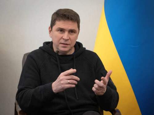 Подоляк: Зеленский разрешил наносить удары по системам наведения в Белоруссии