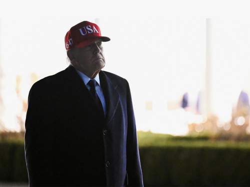 &laquo;Мы выбиваем из них всю дурь&raquo;: Трамп объяснил ситуацию на Ближнем Востоке