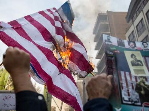 &laquo;Этой ночью вы познакомитесь с новейшим оружием&raquo;: Иран приготовил &laquo;сюрприз&raquo; США