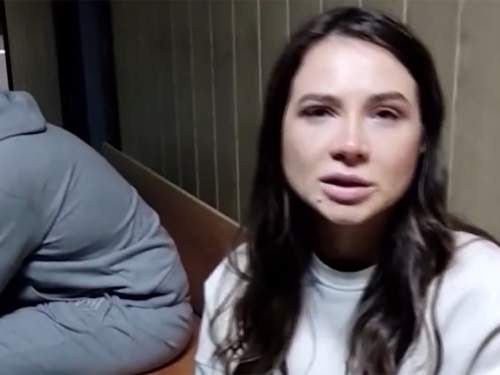 Блогер Лерчек после родов госпитализирована в онкологическую реанимацию Блогер Лерчек после родов госпитализирована в онкологическую реанимацию