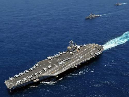 Иран снова ударил по авианосцу США USS Abraham Lincoln: что известно (ВИДЕО)