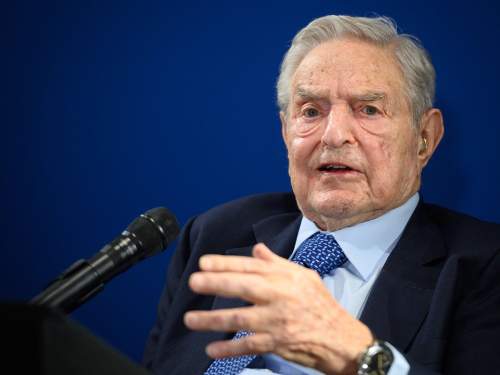 47 агентов, 12 бронемашин: в Нью-Йорке арестован финансист Джордж Сорос