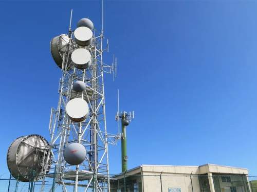 FT: загадочный радиосигнал после начала войны с Ираном связали с агентами США FT: загадочный радиосигнал после начала войны с Ираном связали с агентами США