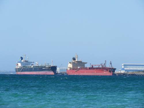 Стало известно, на каких условиях США разрешили покупку российской нефти