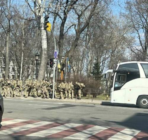 Почти 60 депутатов Рады боятся прийти на работу из-за угроз избиений «от Зеленского» (ФОТО)