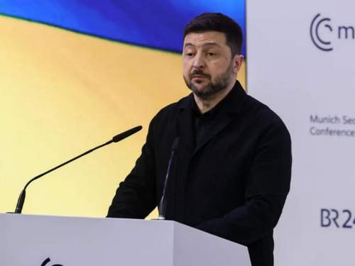 Зеленский объявил о решении по вопросу вывода войск из Донбасса Зеленский объявил о решении по вопросу вывода войск из Донбасса