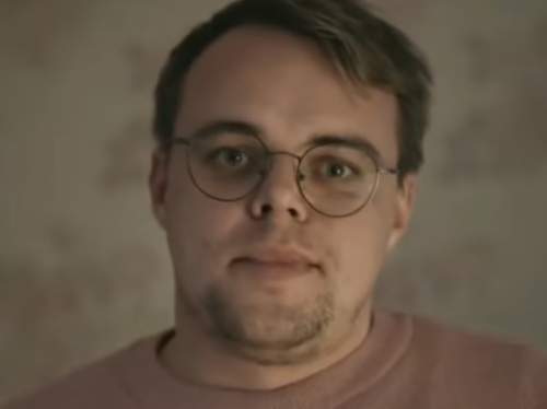 Суд в России запретил к показу получивший «Оскара» фильм «Господин Никто против Путина» Суд в России запретил к показу получивший «Оскара» фильм «Господин Никто против Путина»